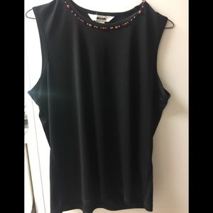 ALIA black sleeveless top, bead neckline